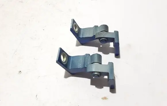 Front door upper hinge