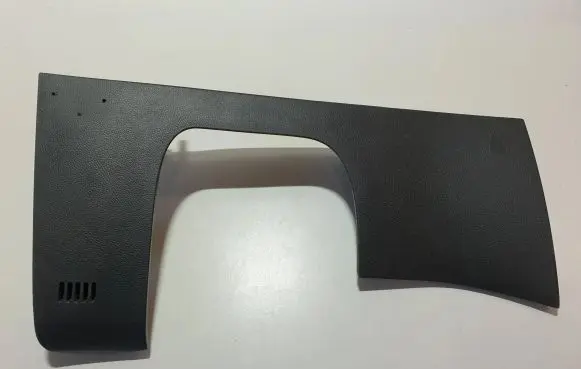 Dashboard lower bottom trim panel