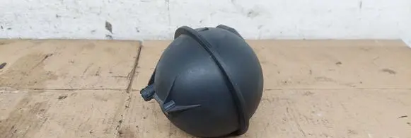 Vacuum air tank