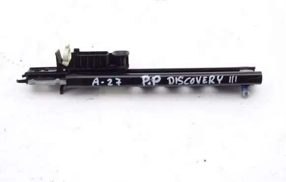Land Rover Discovery 3 - LR3 Seat belt adjustment rail 531137700