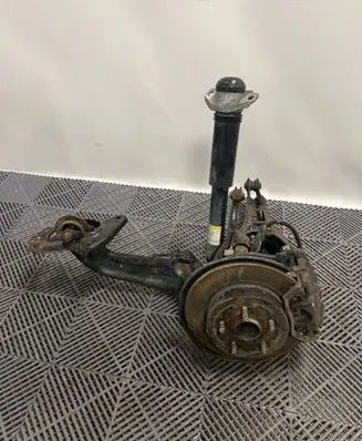 Toyota C-HR I Rear wheel hub spindle/knuckle 