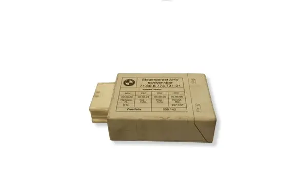 BMW 3 E90 E91 Tow bar trailer control unit/module 6773731 506142