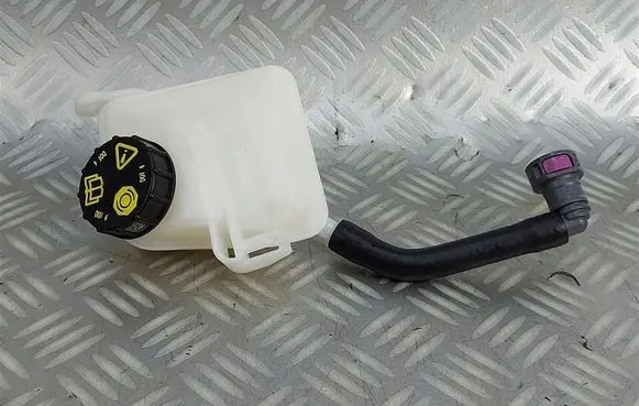 Ford Kuga III Brake fluid reservoir LX612N147AC