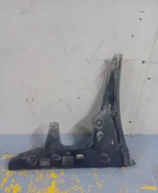 Audi A6 S6 C6 4F Rear bumper mounting bracket 4F9807454