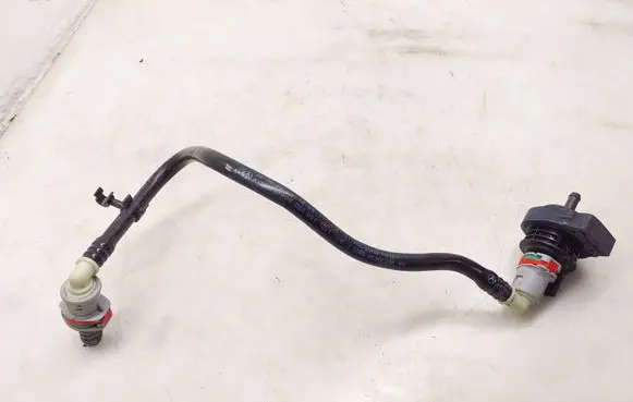 Mercedes-Benz CLA C118 X118 Vacuum line/pipe/hose A1774707000 A0004703700 0280142606