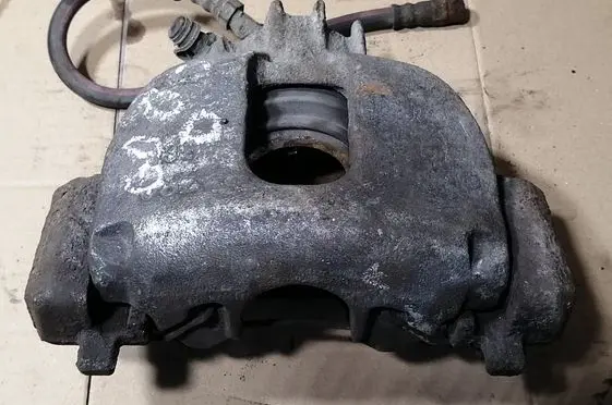 Volvo S60 Front brake caliper