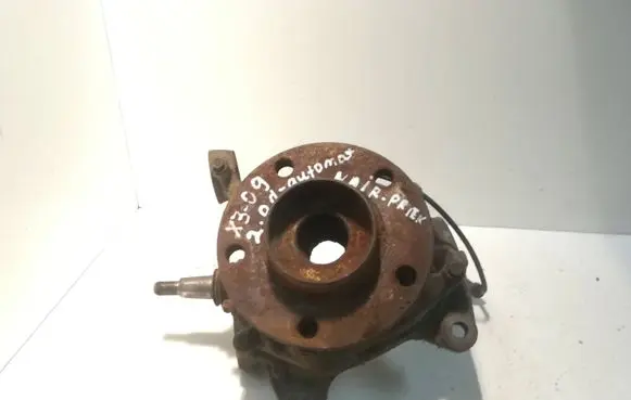BMW X3 E83 Front wheel hub