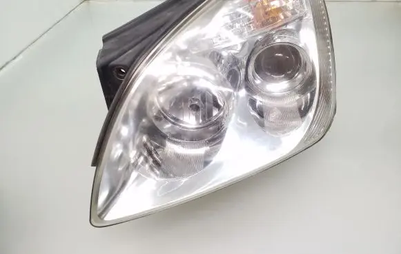 KIA Carens II Headlight/headlamp A044936