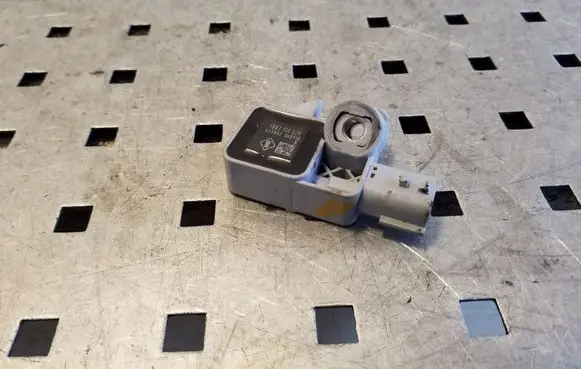 Renault Scenic III - Grand scenic III Airbag deployment crash/impact sensor 988310002R 045802060910B