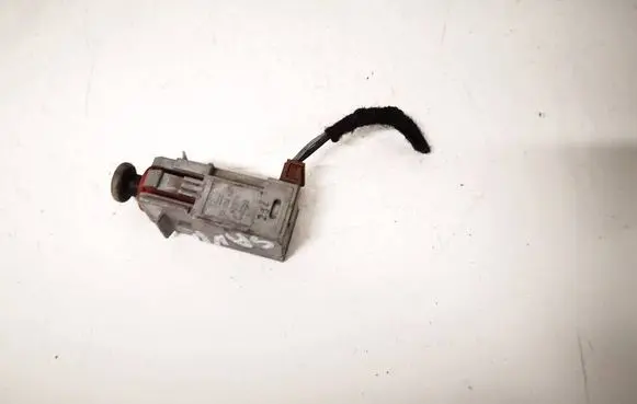 Opel Zafira A Brake pedal sensor switch 09185907