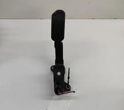 Toyota Auris E180 Accelerator throttle pedal 7811002120