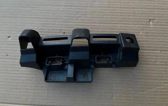 Renault Scenic III - Grand scenic III Front bumper mounting bracket 622210006R