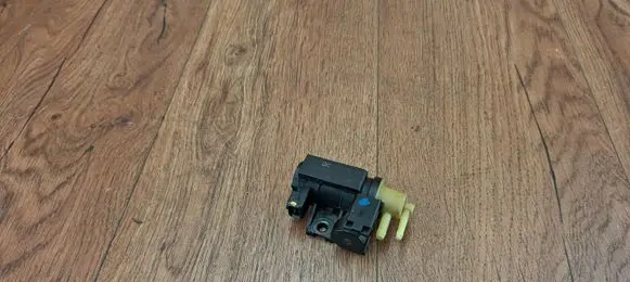 Renault Megane IV Turbo solenoid valve 8200790180