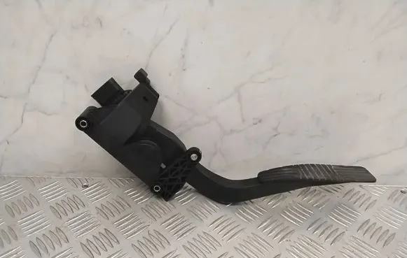 Opel Antara Accelerator throttle pedal 20905699