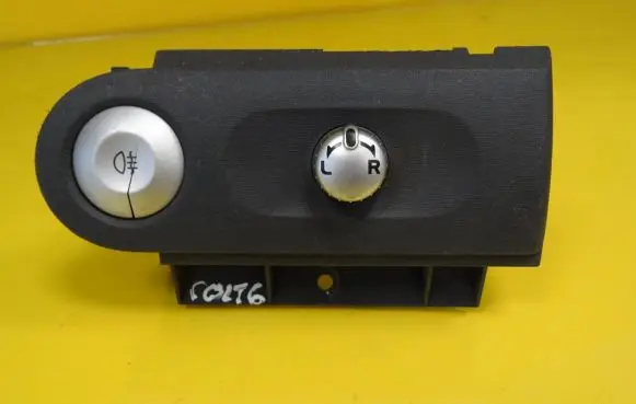 Mitsubishi Colt Wing mirror switch MN148893ZZ