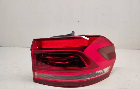 Volkswagen Touran II Rear/tail lights 5TA945208A