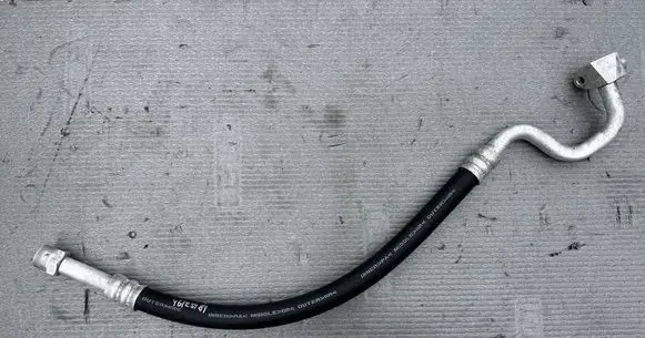 Nissan Patrol Y61 Pneumatic air compressor intake pipe/hose 92480VB810