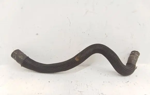 Volvo V70 Engine coolant pipe/hose
