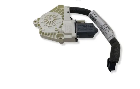Skoda Superb B6 (3T) Rear door window regulator motor 8K0959811A 1101919814200