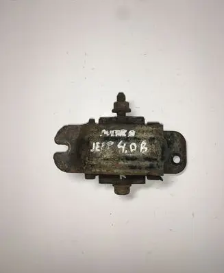 Jeep Cherokee Engine mount bracket 46535