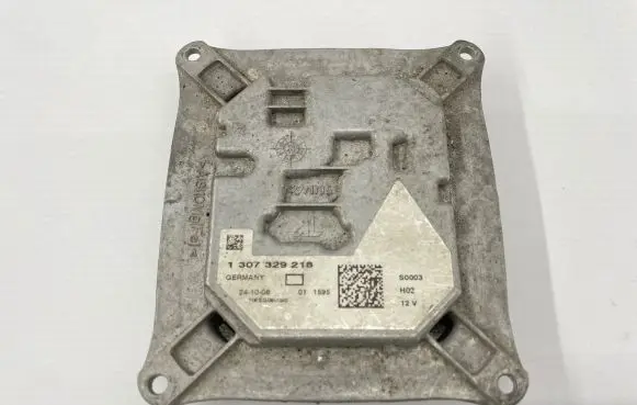 Audi A4 S4 B8 8K Headlight ballast module Xenon 1307329218 10EEG080080