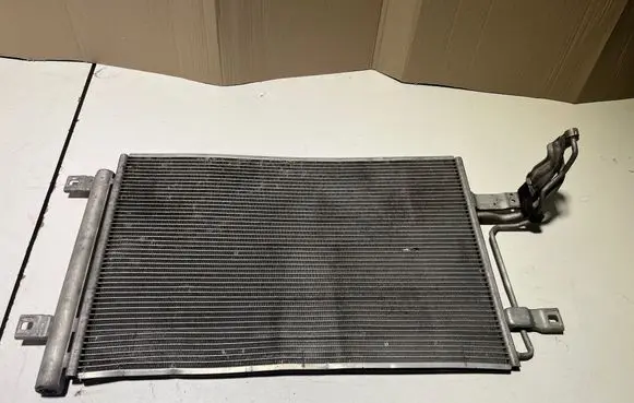 Mazda 3 A/C cooling radiator (condenser) 