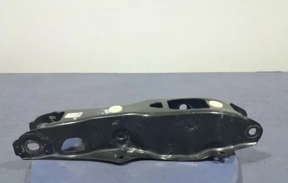 BMW X5 E53 Rear control arm 68778031
