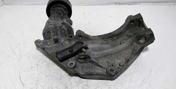 Citroen C5 Generator/alternator bracket 9682367380