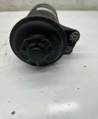 BMW X6 M Power steering fluid tank/reservoir 10617211 6782286 210211174