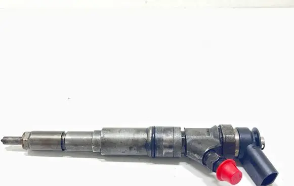 BMW 5 E60 E61 Fuel injector 0445110131 7789661
