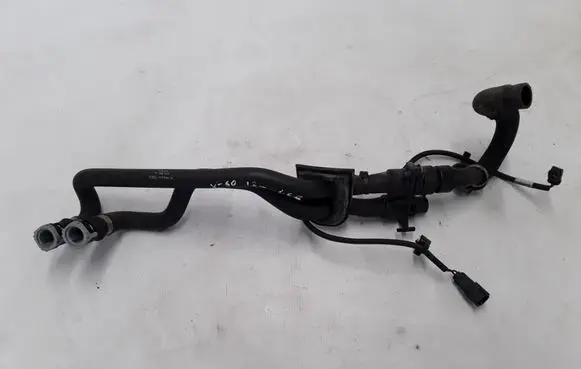 Volvo V60 Engine coolant pipe/hose 31368177