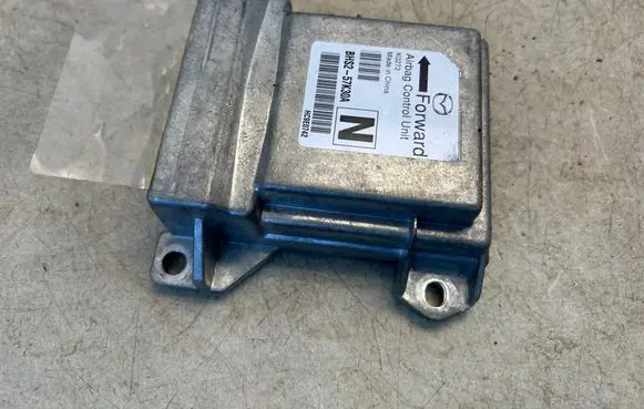 Mazda 3 III Airbag control unit/module K0273 BHS257K30A HC9E0742