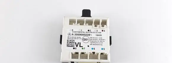 Mercedes-Benz C W205 Door control unit/module A2059000228