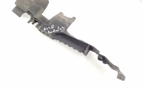 Audi A4 S4 B6 8E 8H Intercooler air guide/duct channel 8E0121284B