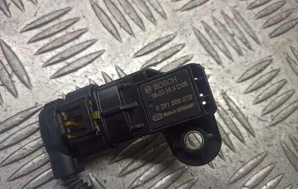 Opel Vectra C Air pressure sensor 0281006076