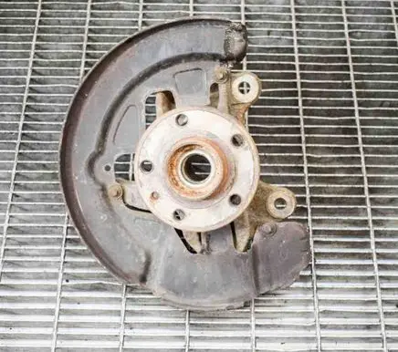 Volvo V70 Front wheel hub 6G912C447BB