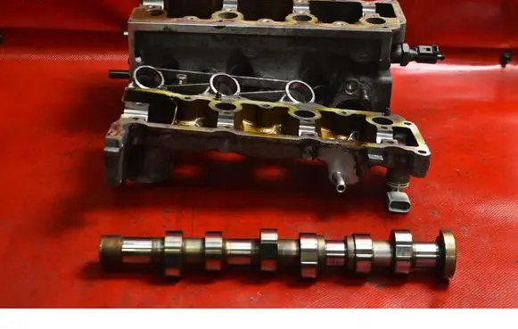 Volkswagen Fox Engine head 03D103374F