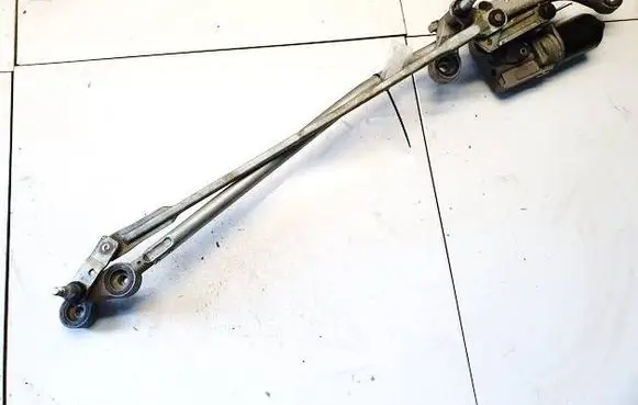 Audi Q7 4L Front wiper linkage and motor 