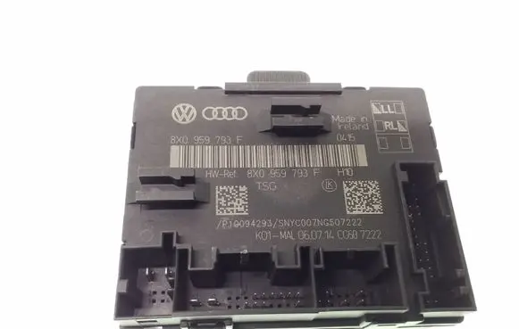 Audi A1 Door control unit/module 8X0959793F