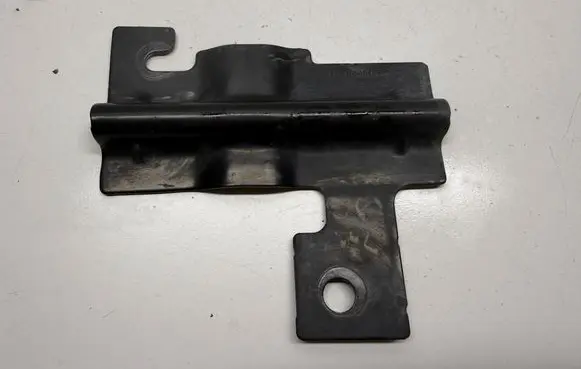 Chrysler Pacifica Other engine bay part 105AB140B7