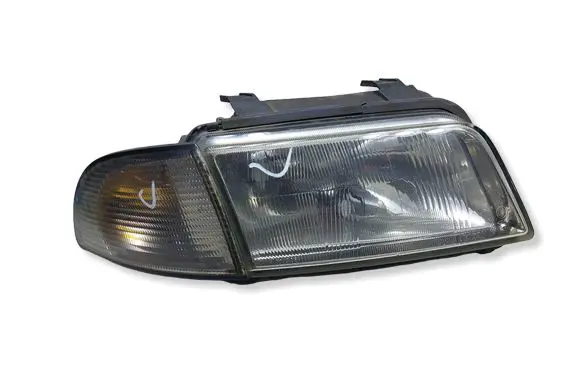 Audi A4 S4 B5 8D Headlight/headlamp 8D0941004EKASACJA 8D0941004E