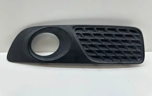 Volvo V70 Front fog light trim/grill 30678640