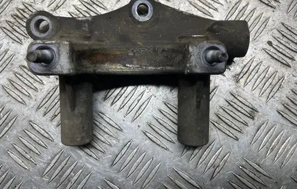 Ford S-MAX Driveshaft support bearing bracket EG913K305BA