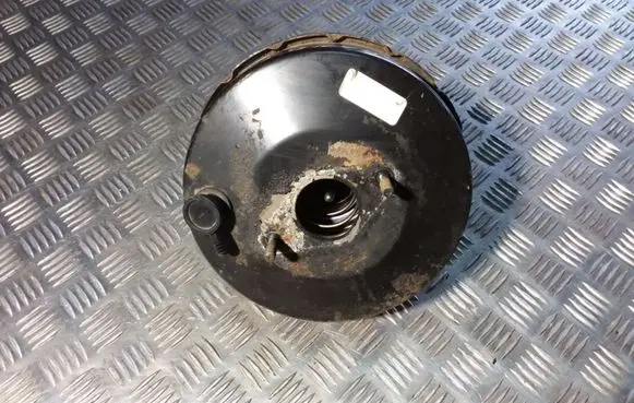 Jeep Grand Cherokee (WJ) Brake booster