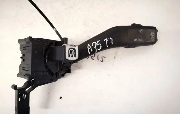 Skoda Octavia Mk2 (1Z) Wiper control stalk 1k0953519a