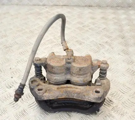 Nissan NP300 Front brake caliper