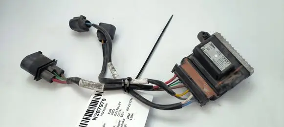 Audi Q3 F3 Heater blower motor/fan resistor 8K0959501G
