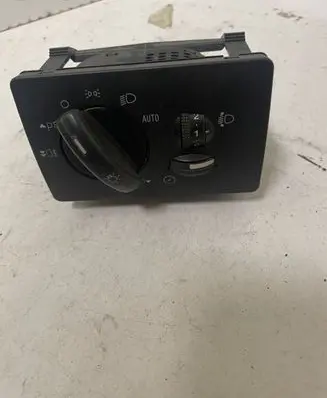 Ford Focus Light switch 4M5T13A024CA