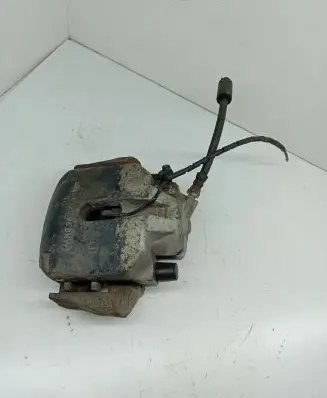 BMW 5 E39 Front brake caliper 59221296