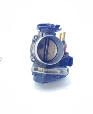 Volkswagen Golf IV Throttle valve 021133066 082357120001 082357